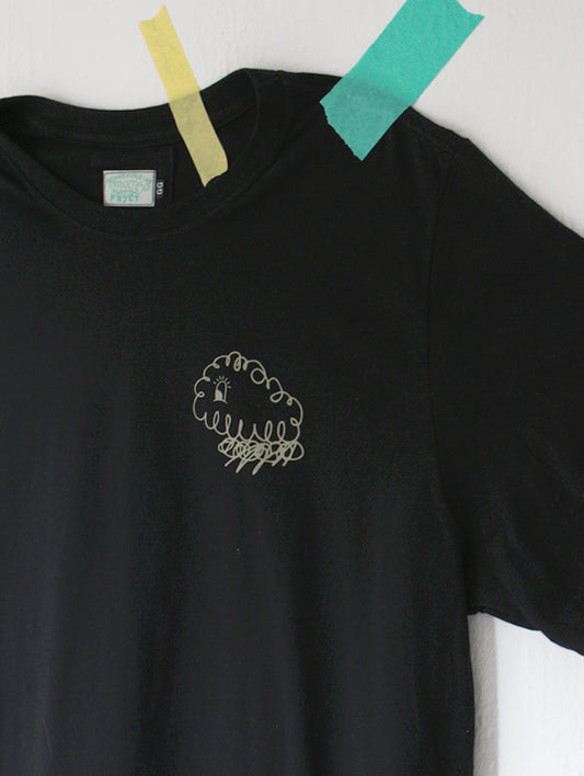 Camiseta Pilar All Eyes Preta Cloud